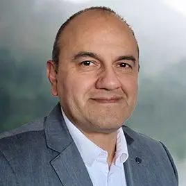 Dr. Mario Cordero