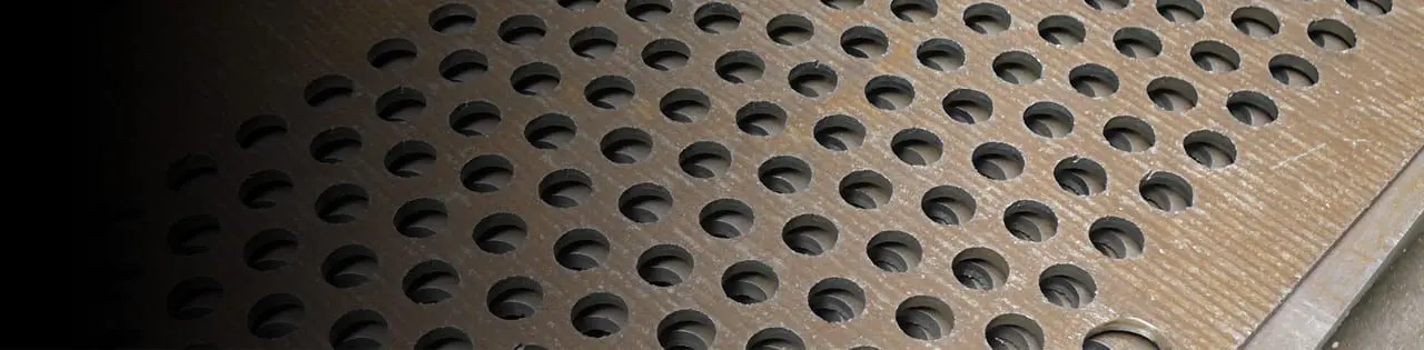 Wear plates and liners